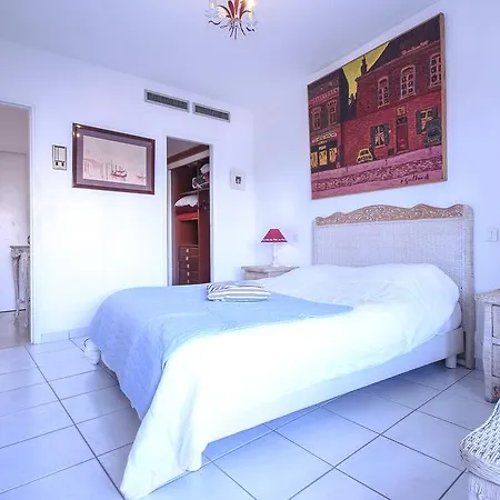 Appartement Cafe De La Plage Juan-les-pins *