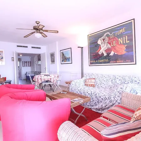 Cafe De La Plage Juan-les-pins Appartement